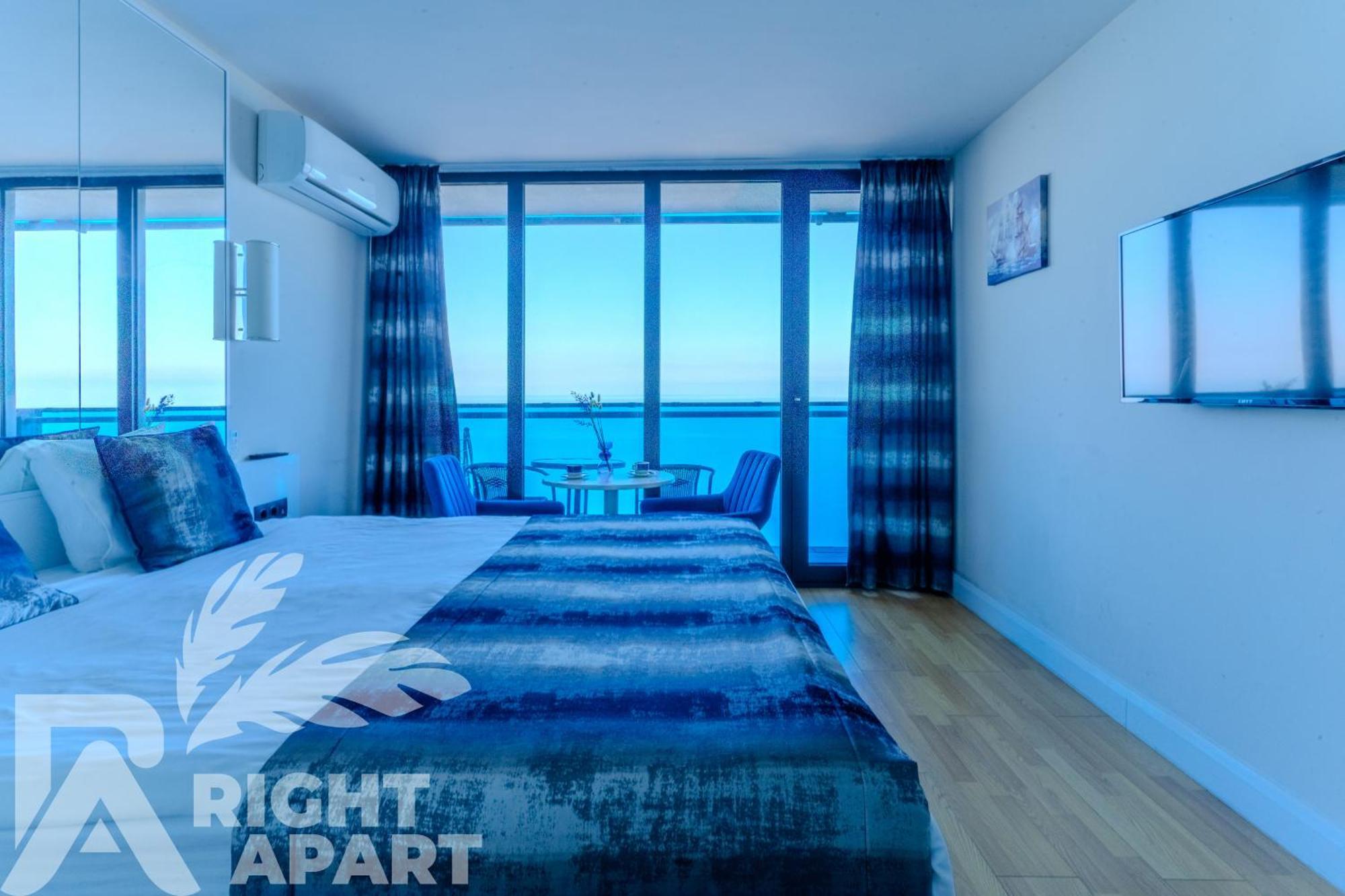 Orbi City Hotel Sea View Batumi Esterno foto