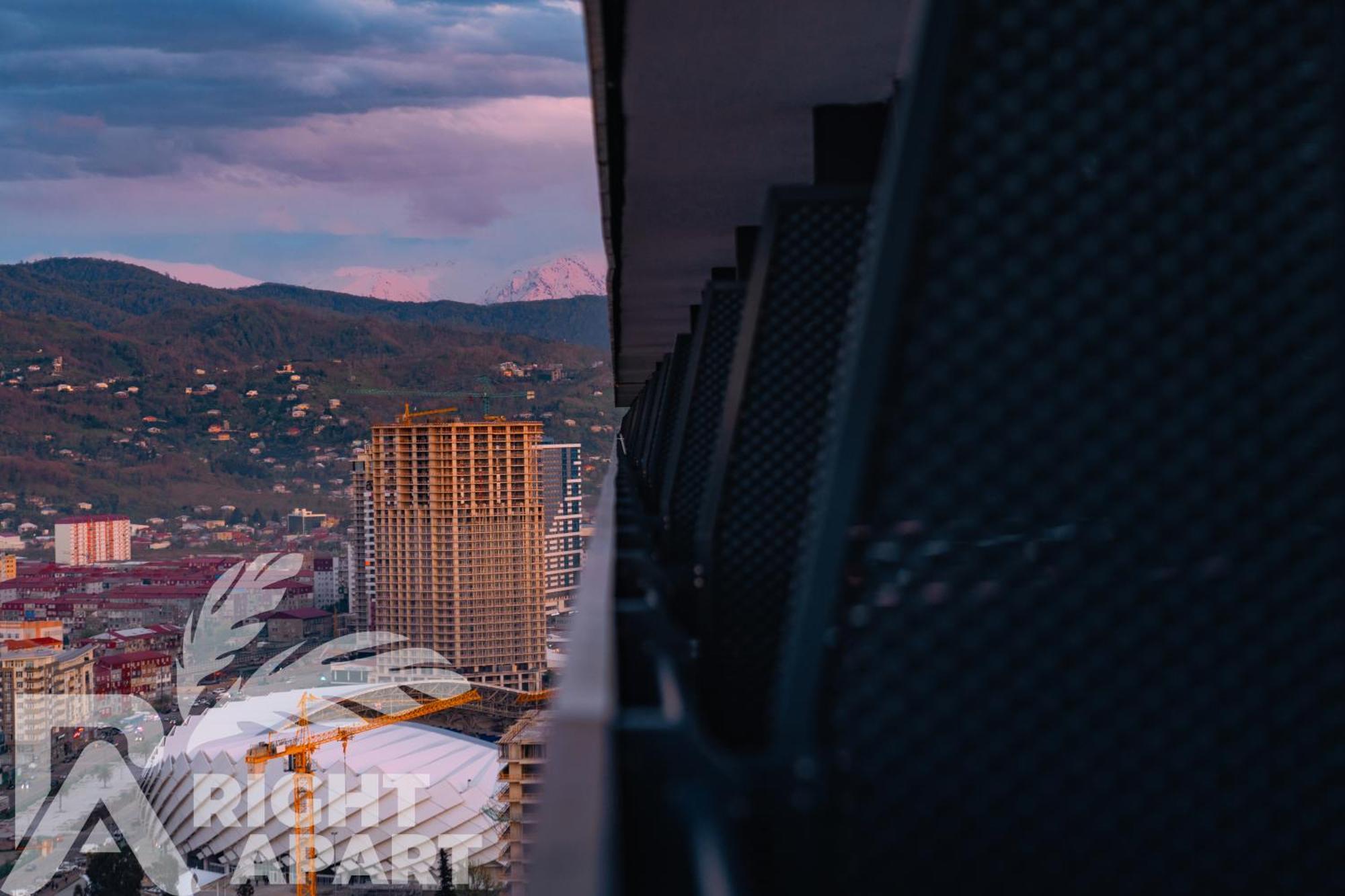 Orbi City Hotel Sea View Batumi Esterno foto